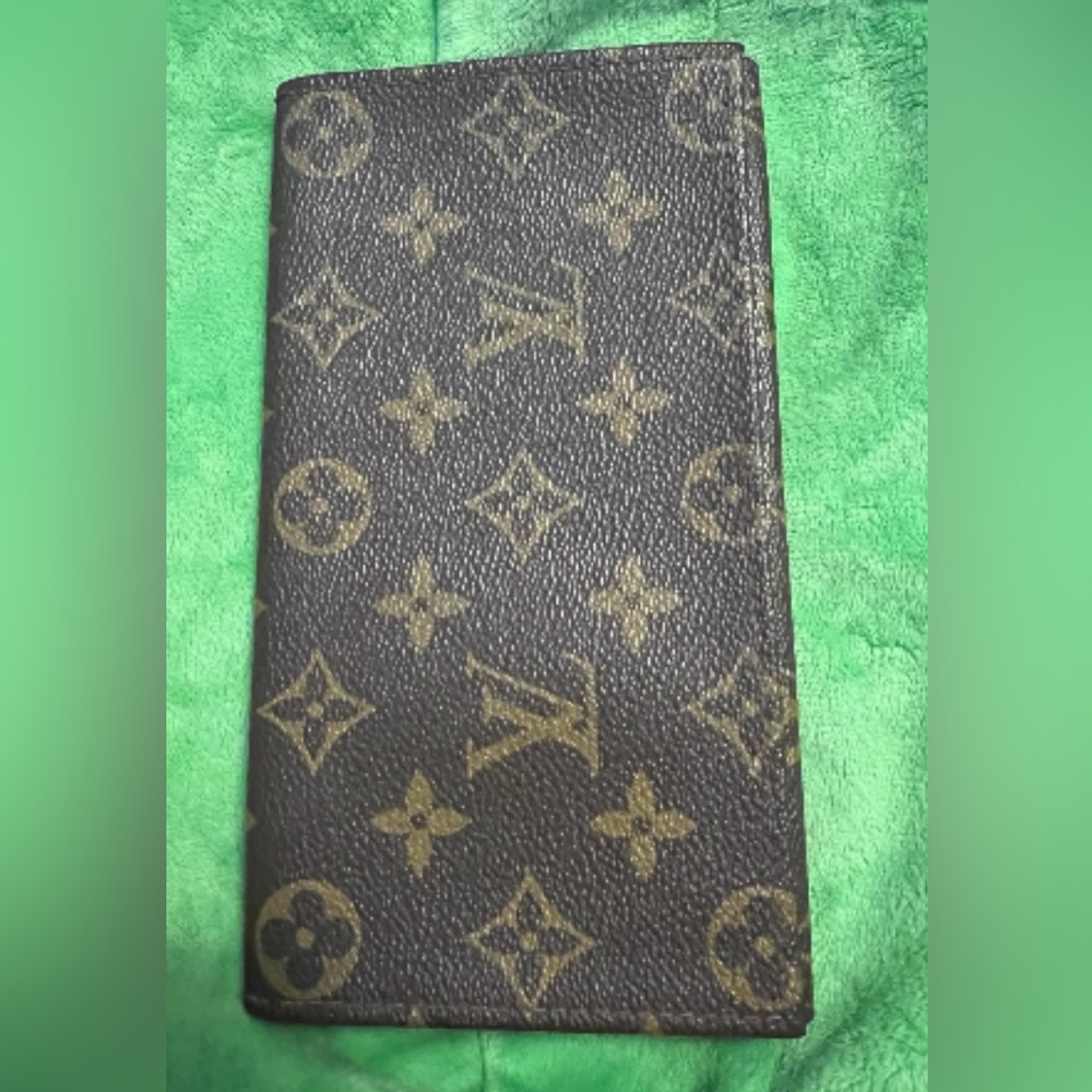 Louis Vuitton flap wallet